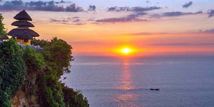 Uluwatu Sunset Temple